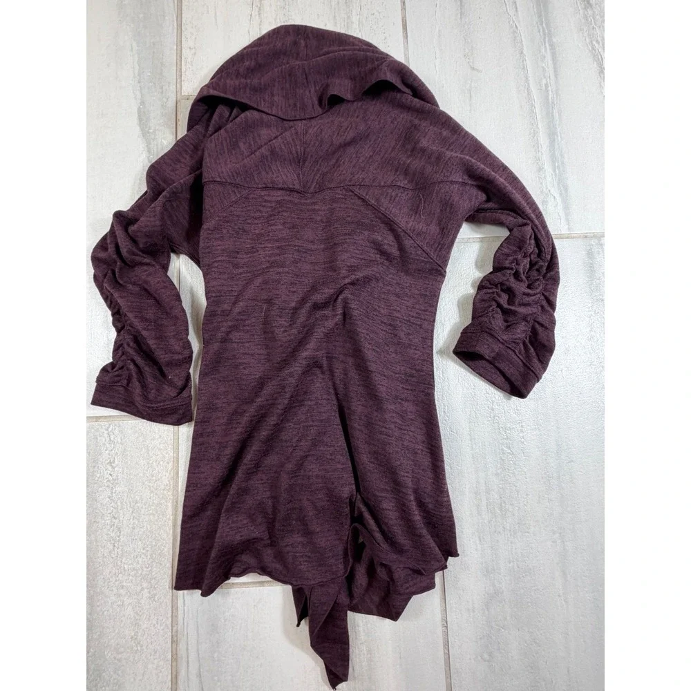 Athleta open front